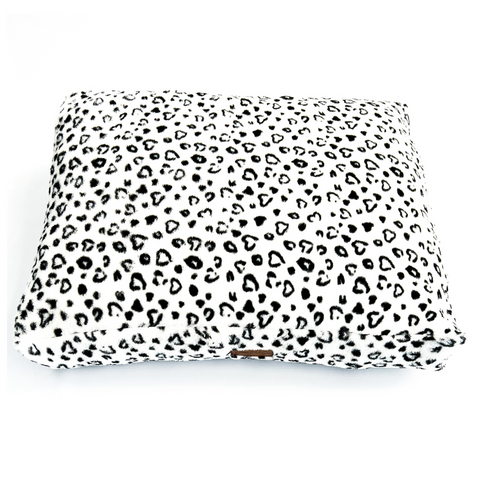Fur Lounger Pet Bed | Black & White Leopard