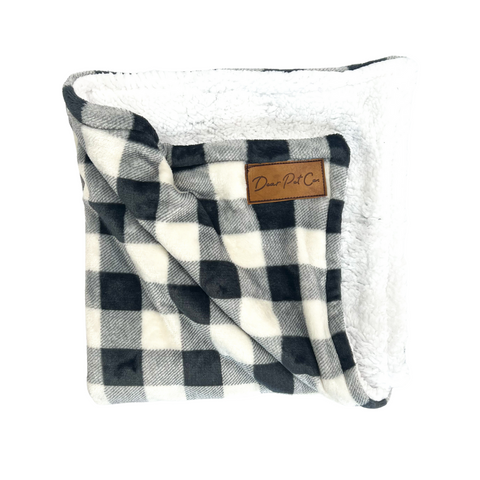 Fleece Pet Blanket | Checkered
