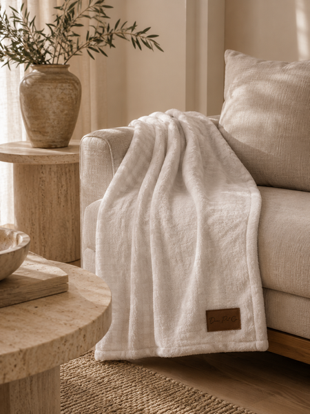 Dear Pet Co Signature Blanket | Gentle Lines