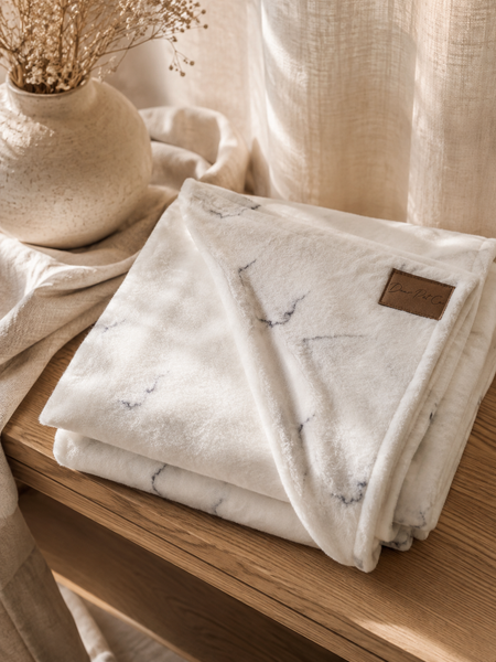 Dear Pet Co Signature Blanket | Still