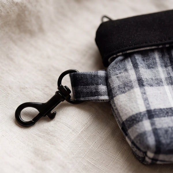 Dear Pet Co Treat Bag | Braveheart Plaid