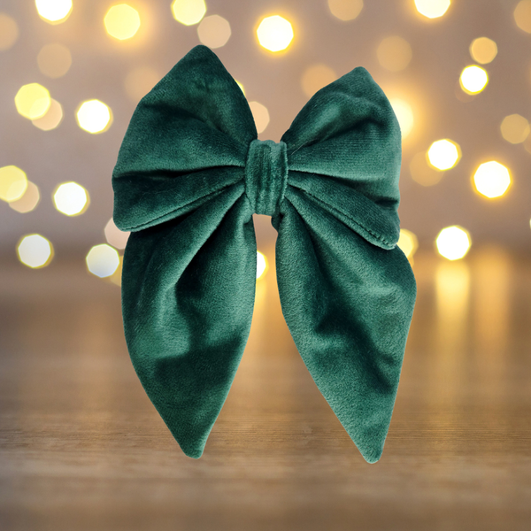 Dear Pet | Green Velvet Sailor Bow Tie