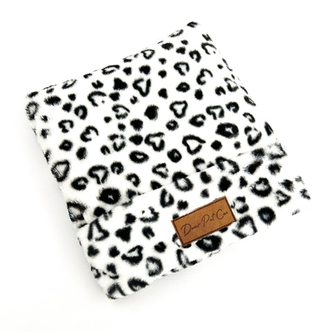 Fur Lounger Pet Bed Cover | Black & White Leopard