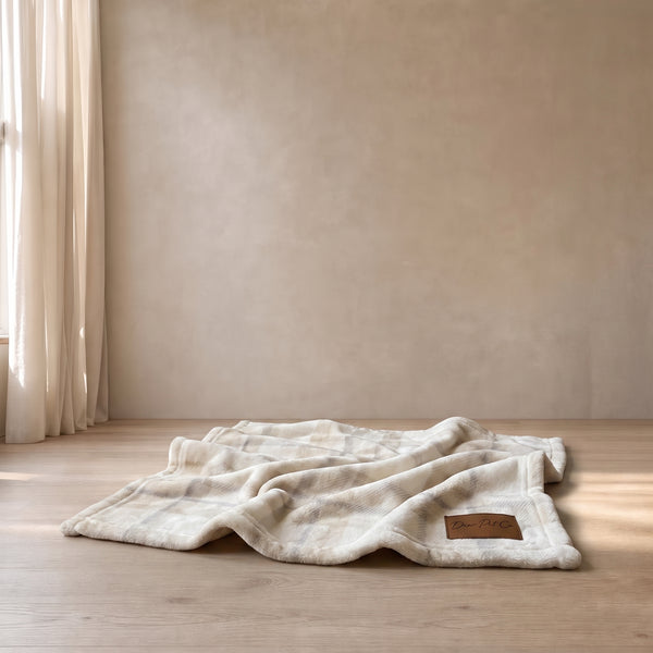 Signature Blanket | Quiet Check