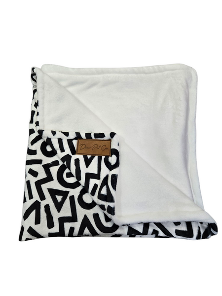 Fleece Pet Blanket | Squiggles