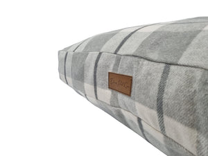 Flannel Lounger Pet Bed | Douglas Grey